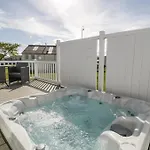Manor House Platinum 3 Bedroom 16e 別荘