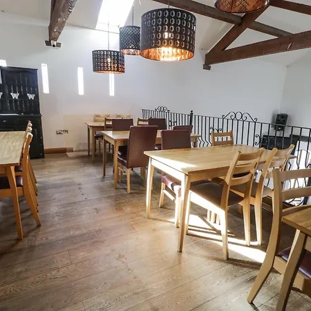 Manor House Platinum 3 Bedroom 16e