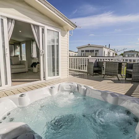 Manor House Platinum 3 Bedroom 16e